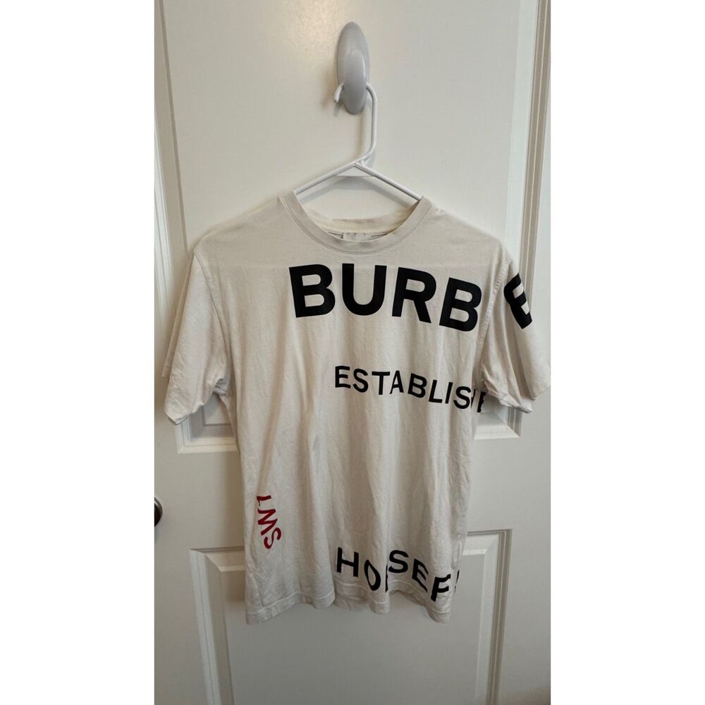 Burberry London Vintage Graphic T-Shirt Cream Black Red British Streetwear